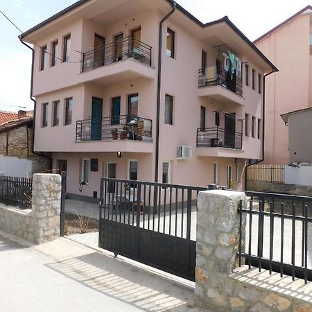 Apartments J&M Ohrid Bagian luar foto